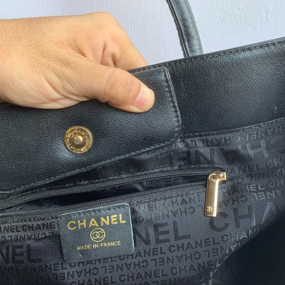 Chanel black calfskin executive cerf tote - Picture 7 of 8